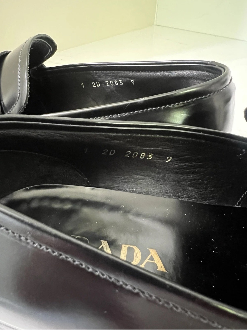 Prada Black Leather Loafers Silver Prada Hardware Italy Mens Size 9 Y2K Luxury - Picture 5 of 8